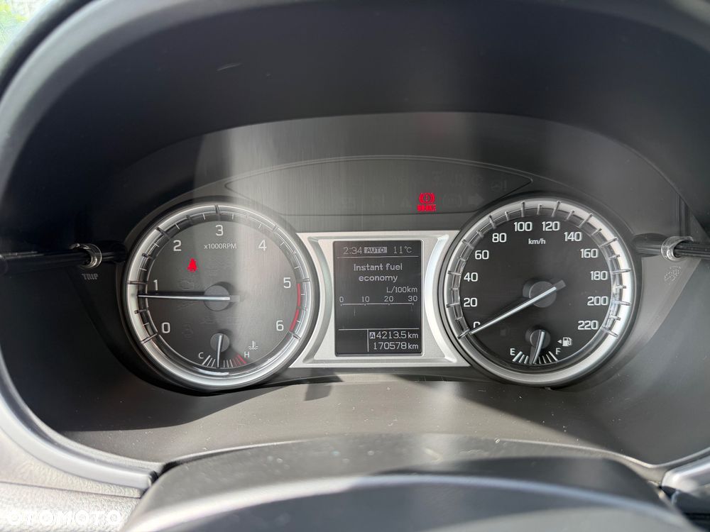 Suzuki Vitara 1.6 DDiS (4x4) Allgrip Comfort+ - 31