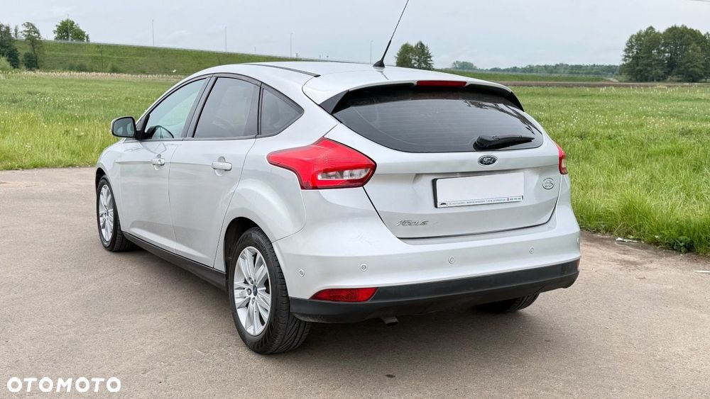 Ford Focus - 23