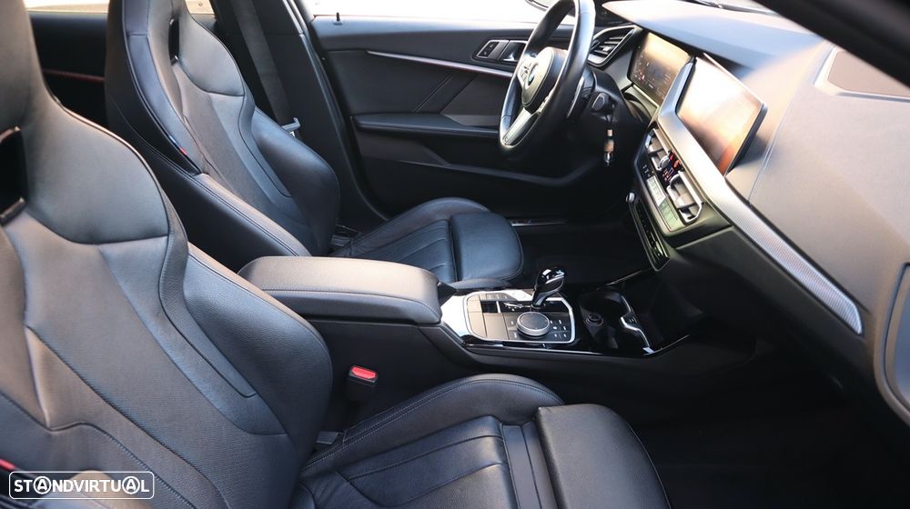 BMW M135i xDrive - 31