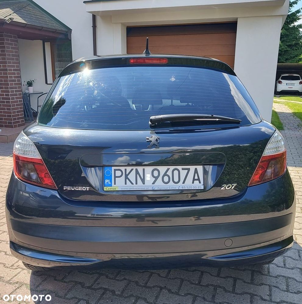 Peugeot 207 - 2
