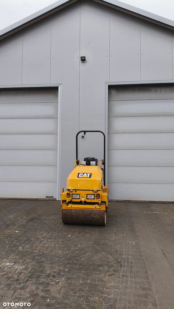 Caterpillar CB14 - 12