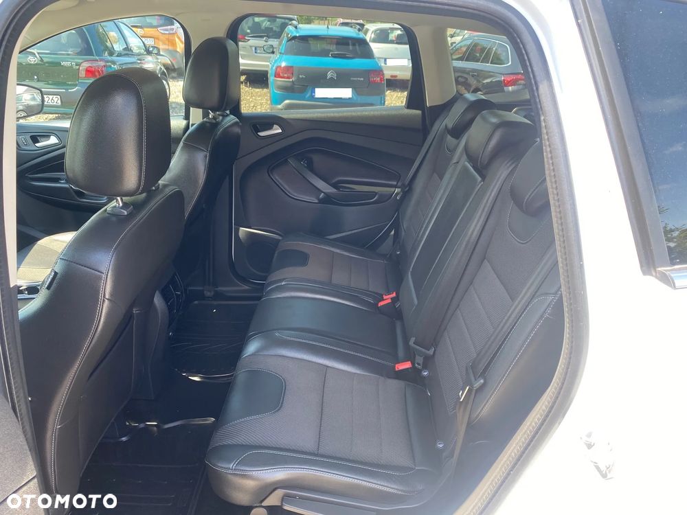 Ford Kuga 1.5 EcoBoost 2x4 Titanium - 7