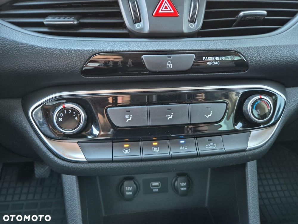 Hyundai i30 1.0 T-GDI Modern - 18