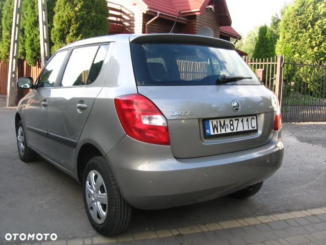 Skoda Fabia 1.4 16V Ambition - 9