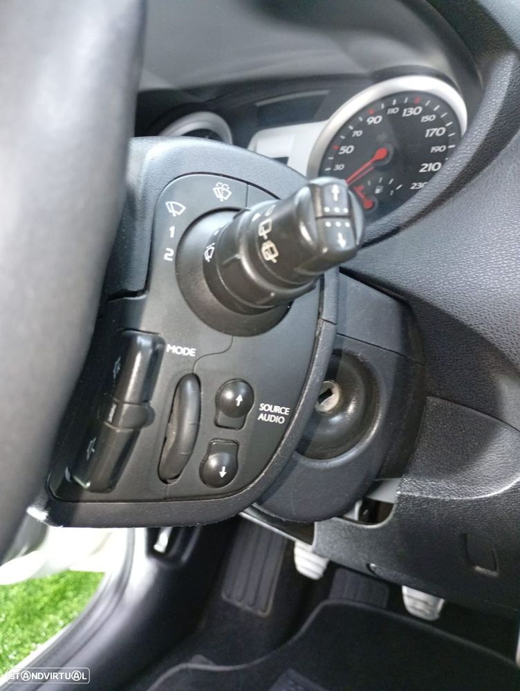 Renault Clio 1.2 16V Dynamique - 19