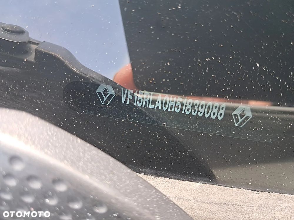 Renault Clio - 22