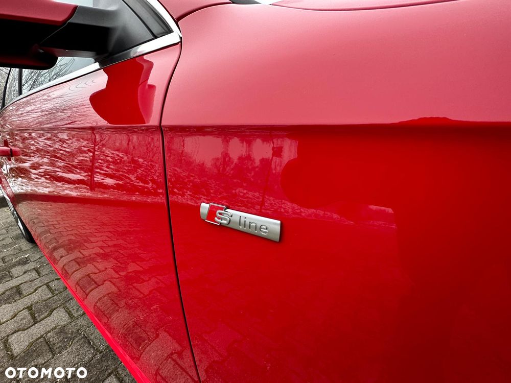 Audi A4 Limousine 1.8 TFSI S line Sportpaket - 19