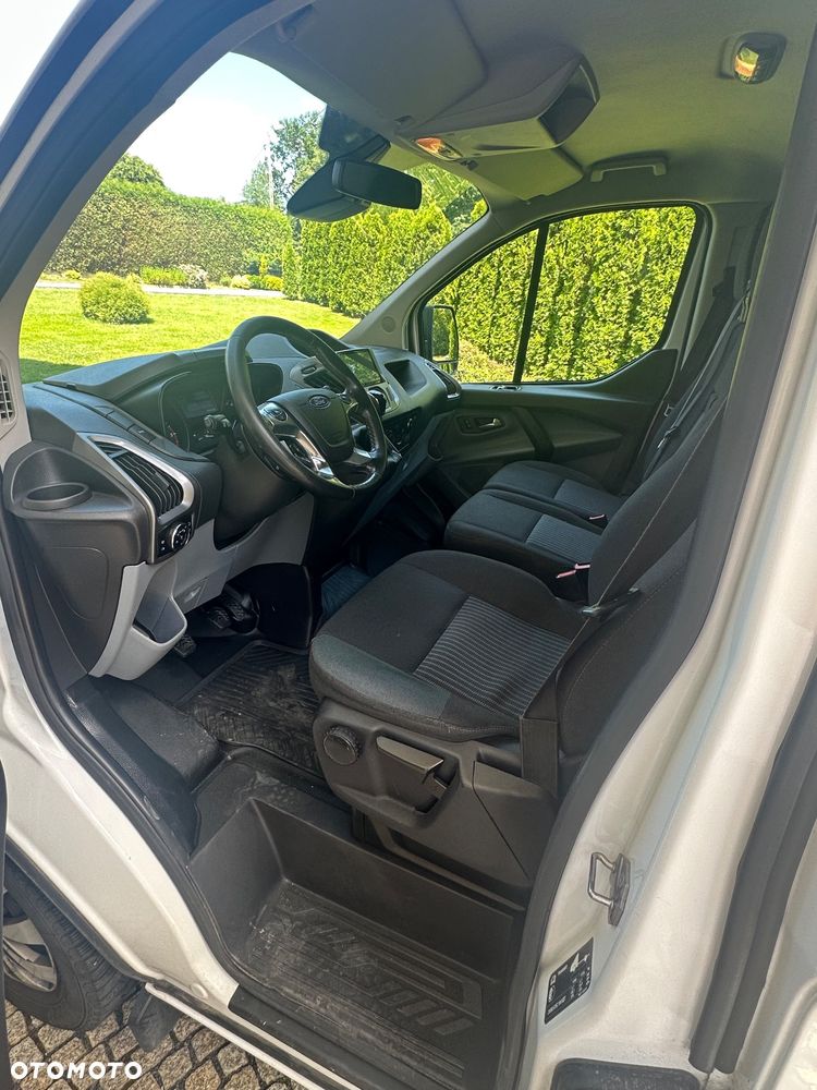 Ford Transit Custom - 8