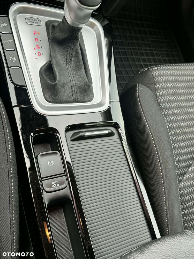 Kia XCeed - 22
