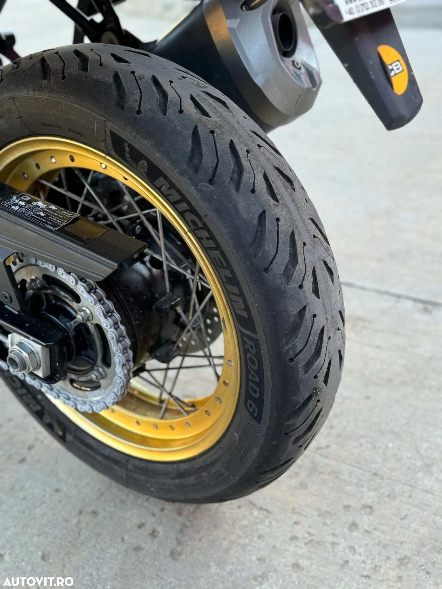 Suzuki V-Strom 1050XT - 9