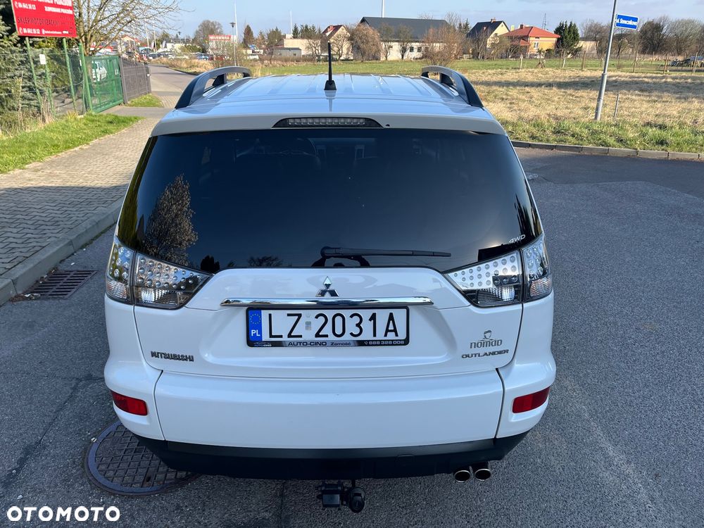 Mitsubishi Outlander 2.2 DID Intense + 4WD - 10