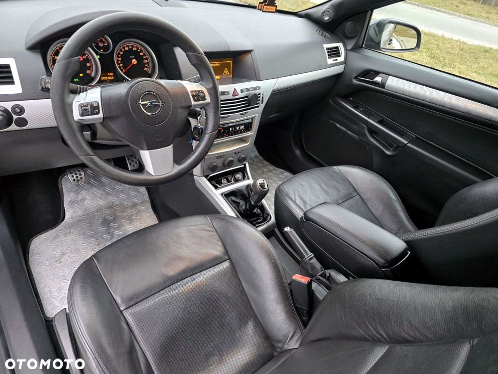 Opel Astra 2.0 Turbo Sport - 19