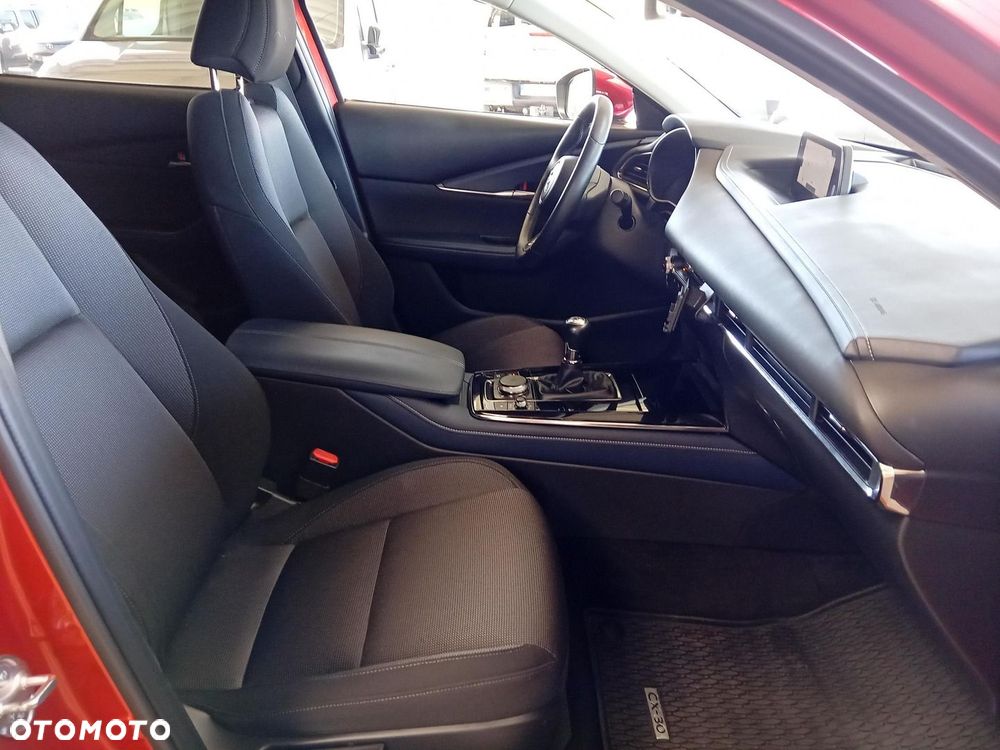 Mazda CX-30 - 11