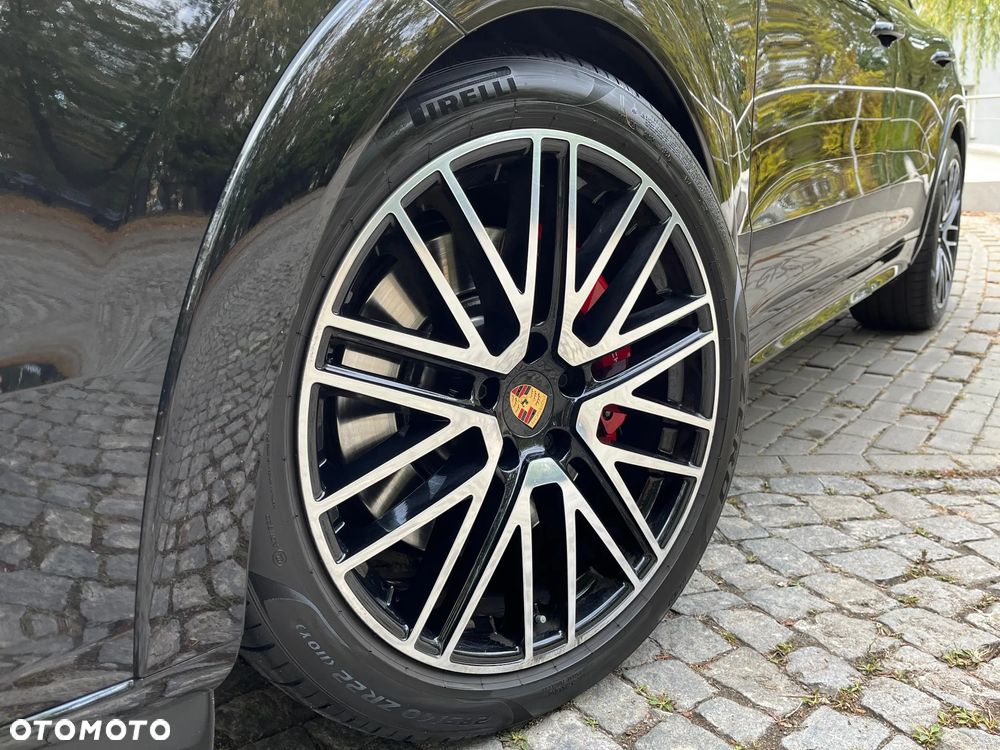 Porsche Cayenne GTS - 3