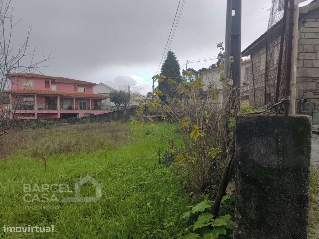 Lote de terreno em Rio Covo (Santa Eugénia) - Barcelos - Grande imagem: 3/5