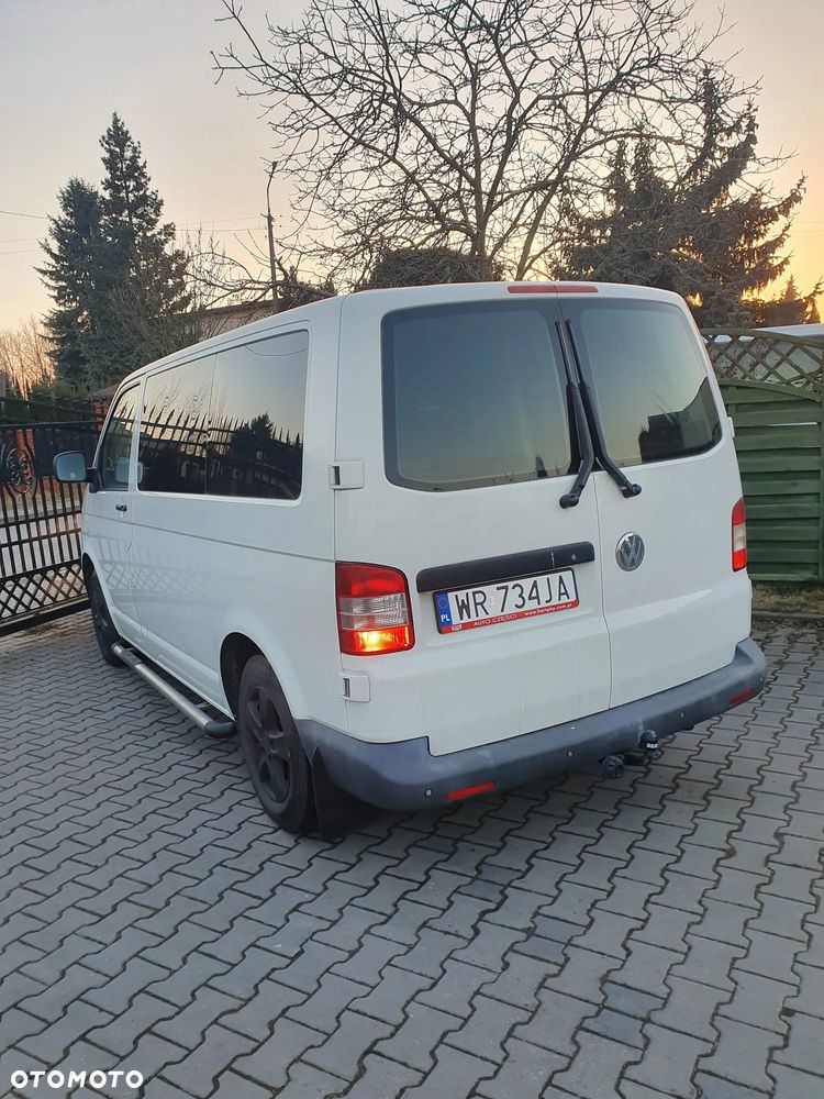 Volkswagen Transporter Shuttle Kurz - 3