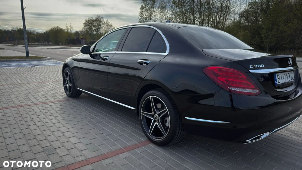Mercedes-Benz Klasa C 300 7G-TRONIC Avantgarde - 7