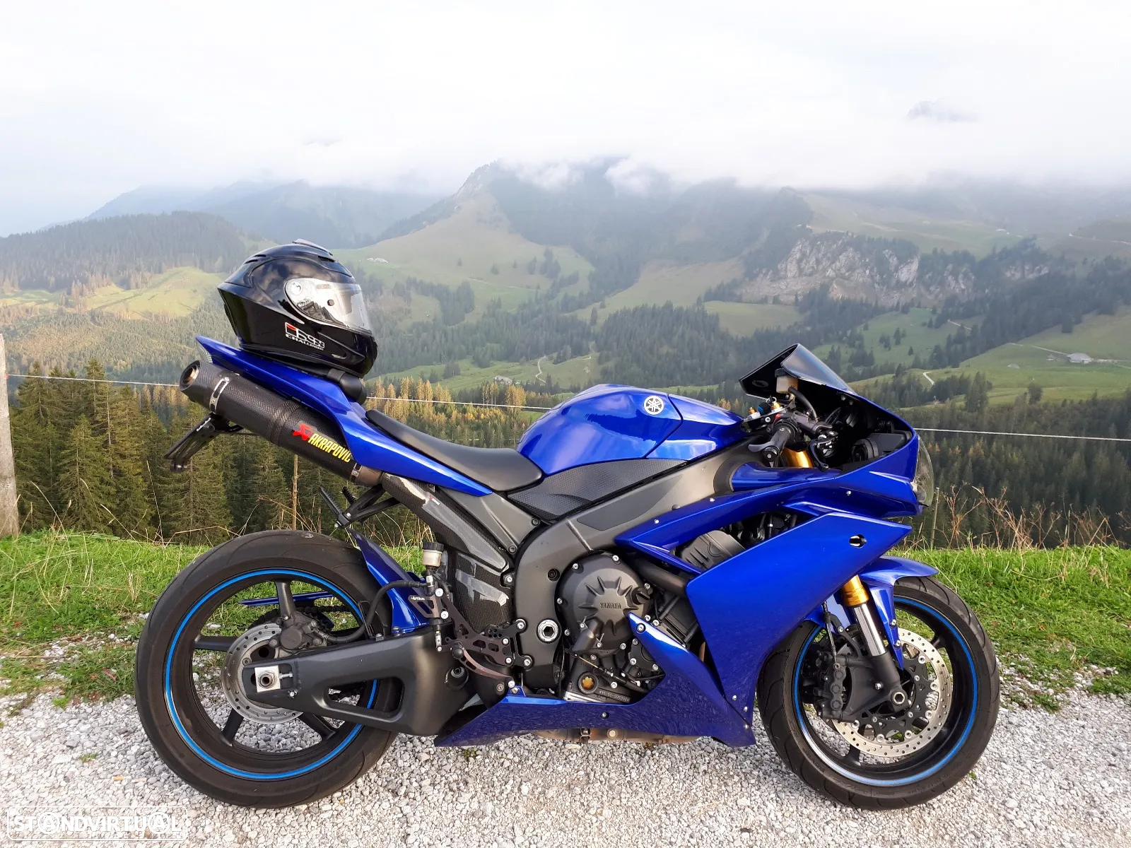 Yamaha YZF R1 - 4
