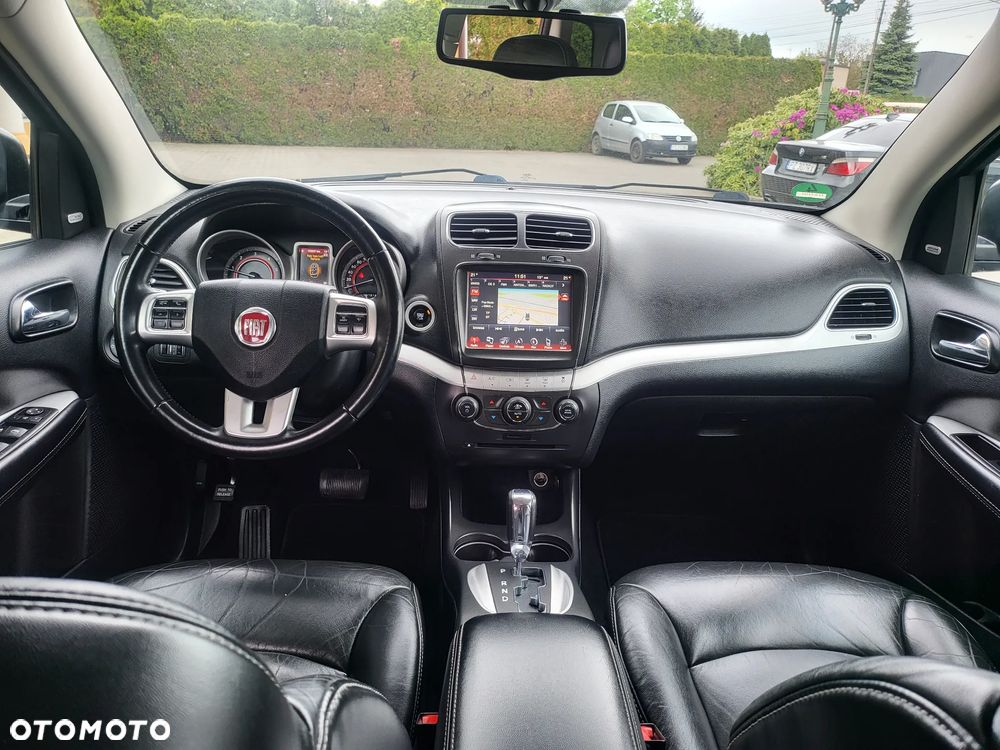 Fiat Freemont 2.0 Multijet 16V DPF Automatik Allrad Black Code - 21