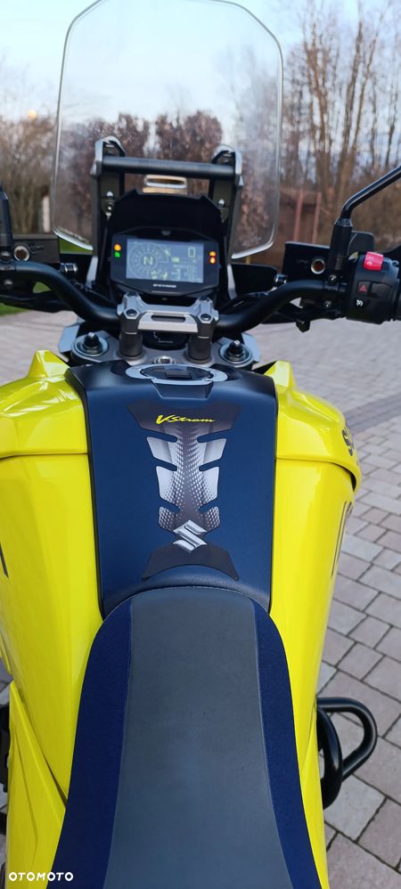Suzuki V-STROM - 13