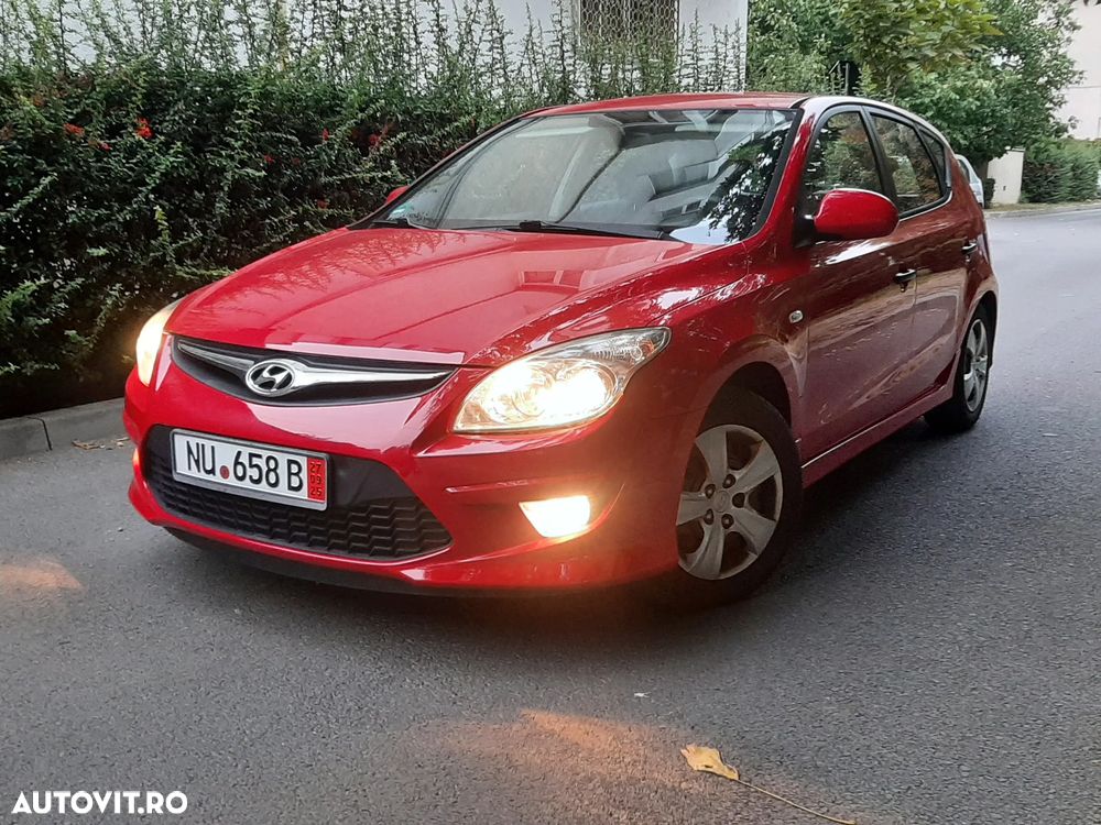 Hyundai i30 1.4 FIFA WM Edition - 11