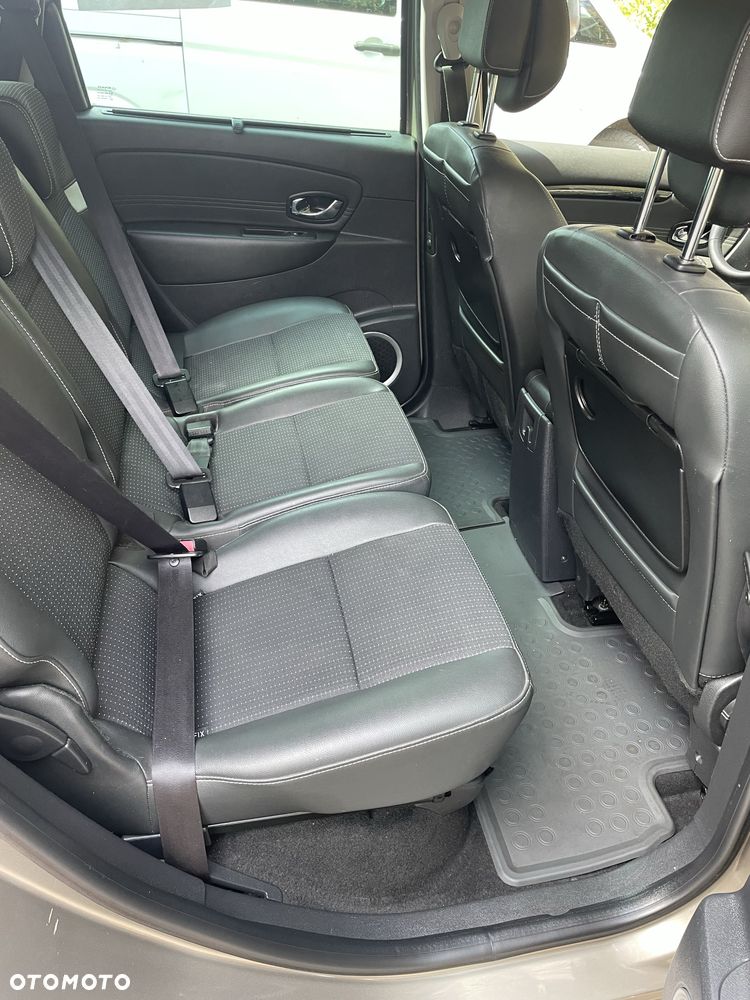Renault Scenic - 7
