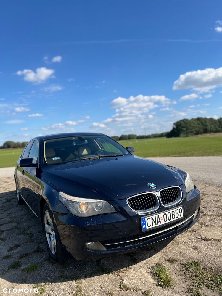 BMW Seria 5 520d Edition Exclusive - 1