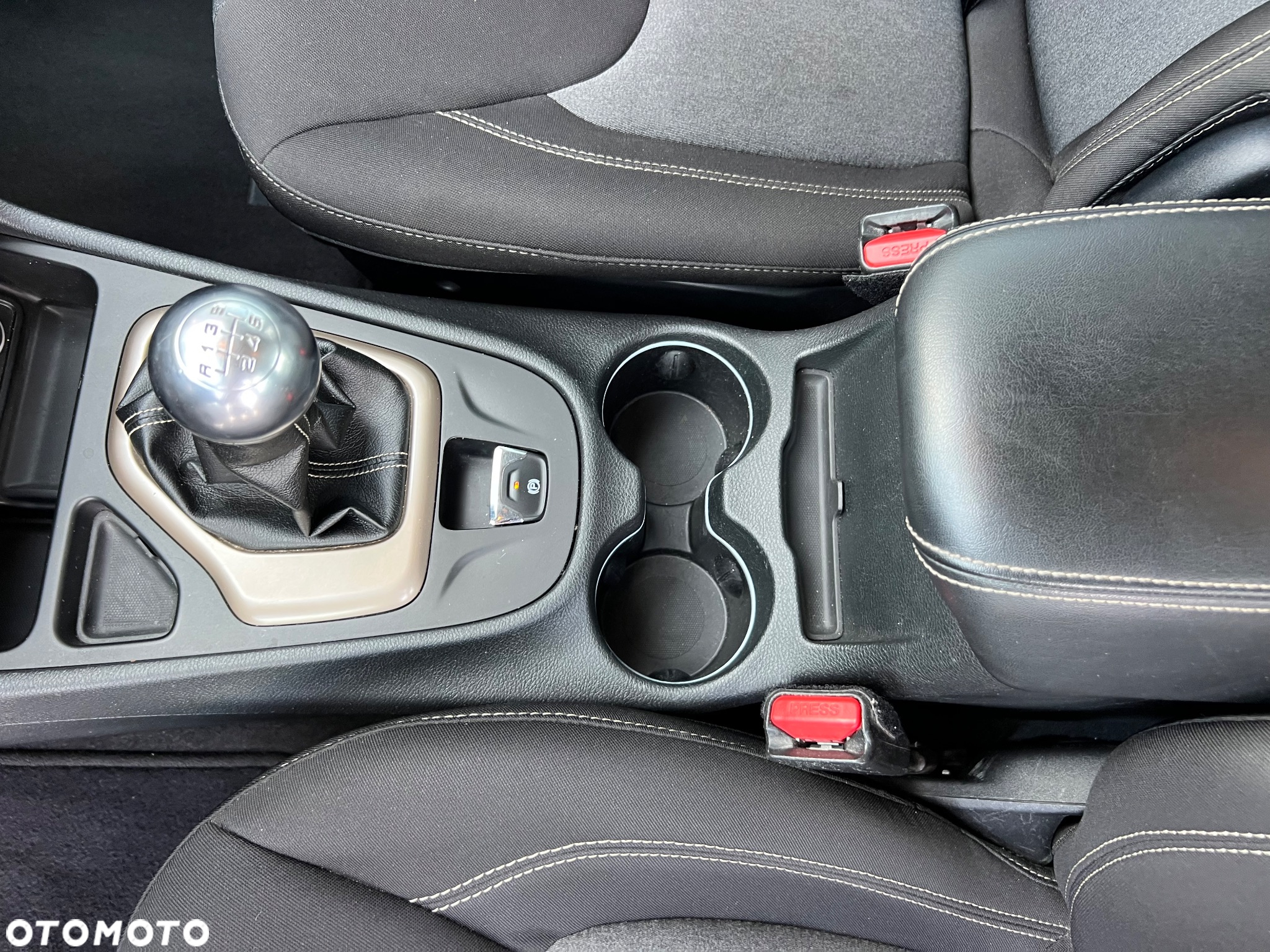 Jeep Cherokee 2.0 MJD Active Drive I Longitude - 25