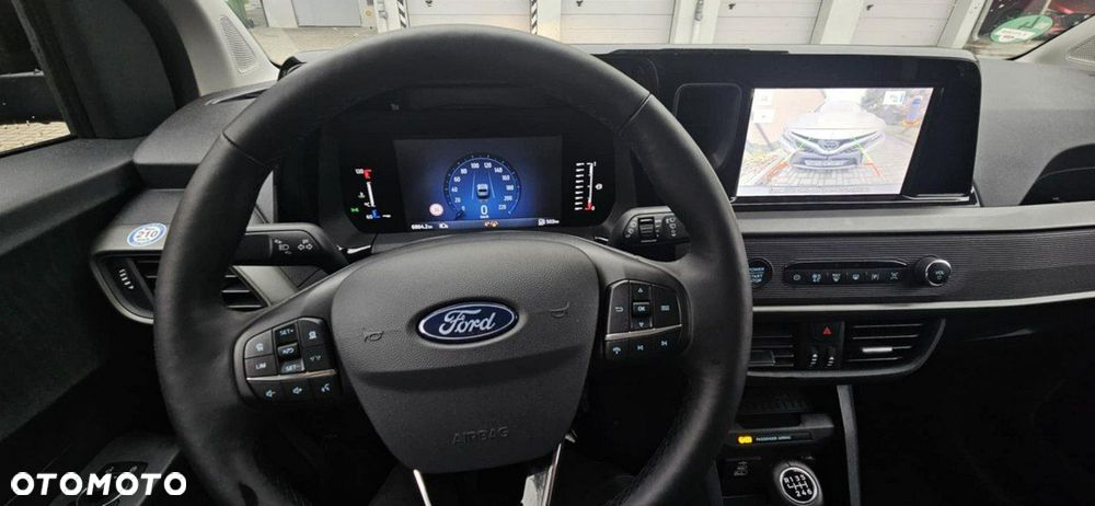 Ford Tourneo Courier - 8