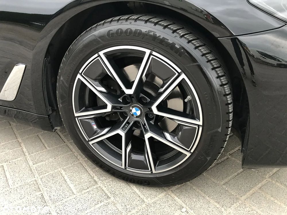 BMW Seria 5 518d mHEV Luxury Line sport - 31