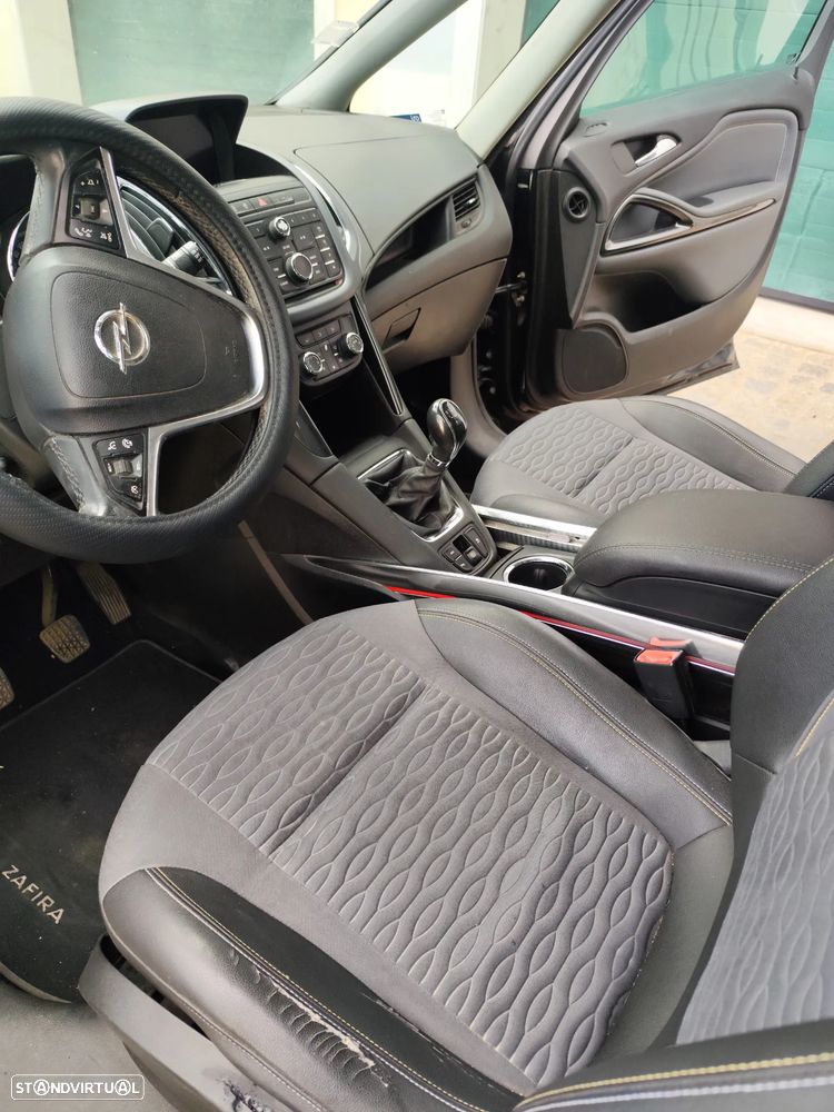 Opel Zafira 1.6 CDTi Executive - 16
