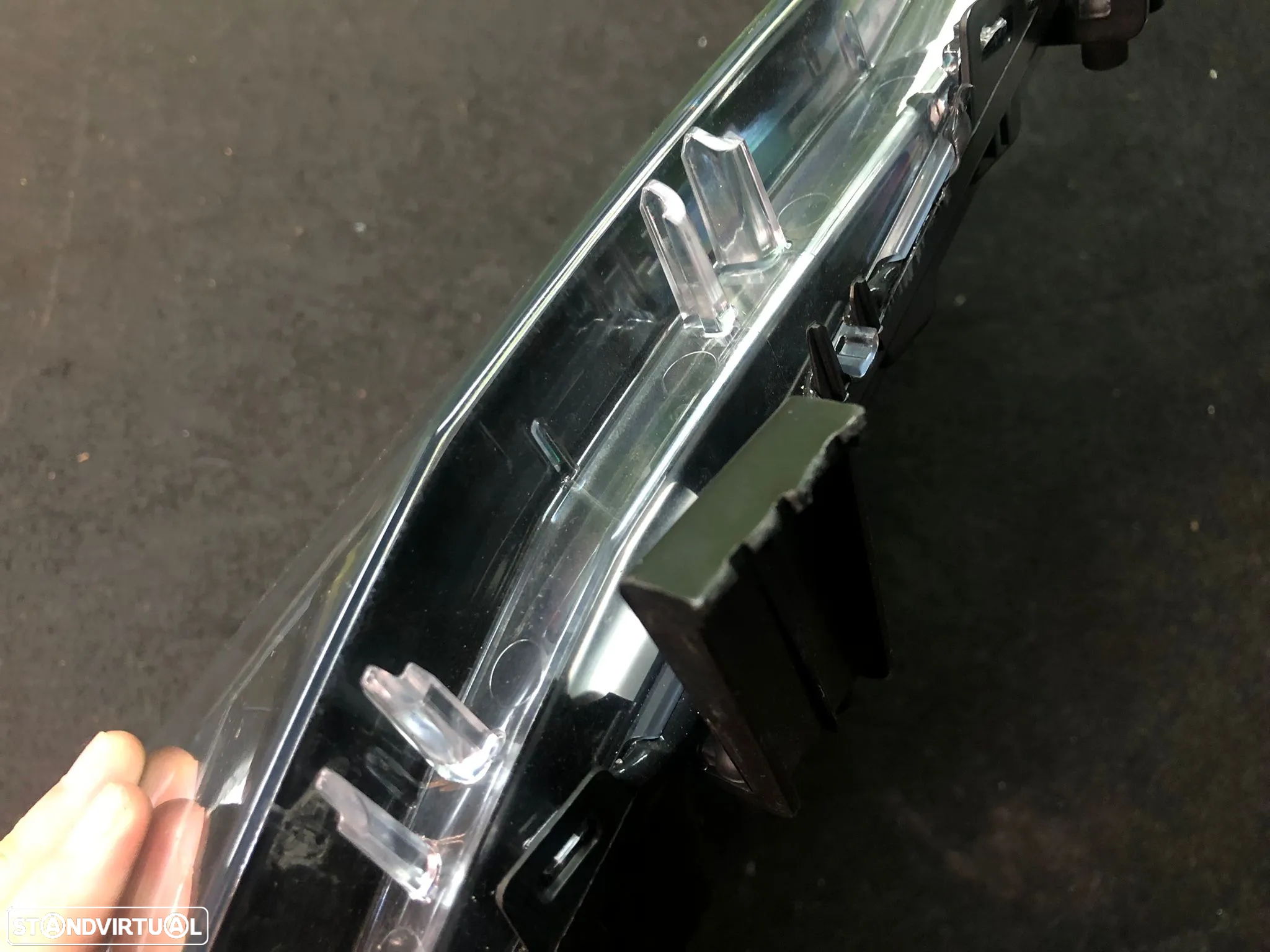 PEUGEOT 208 / 2008 II FAROL LED DIURNO  ESQUERDO - FF672 - 4
