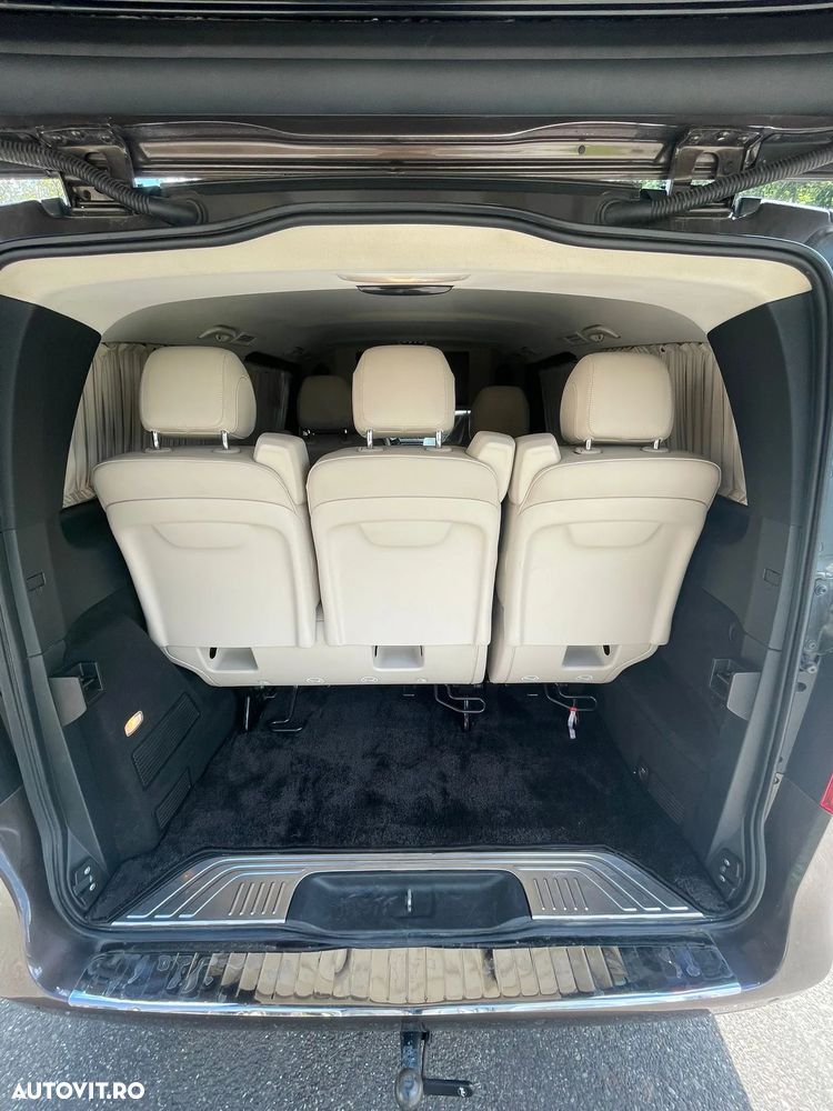 Mercedes-Benz V - 8