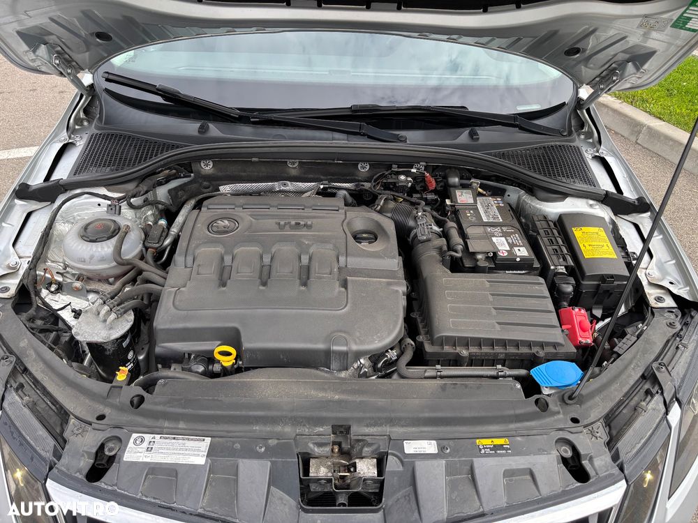 Skoda Octavia Combi Diesel 1.6 TDI Active - 20
