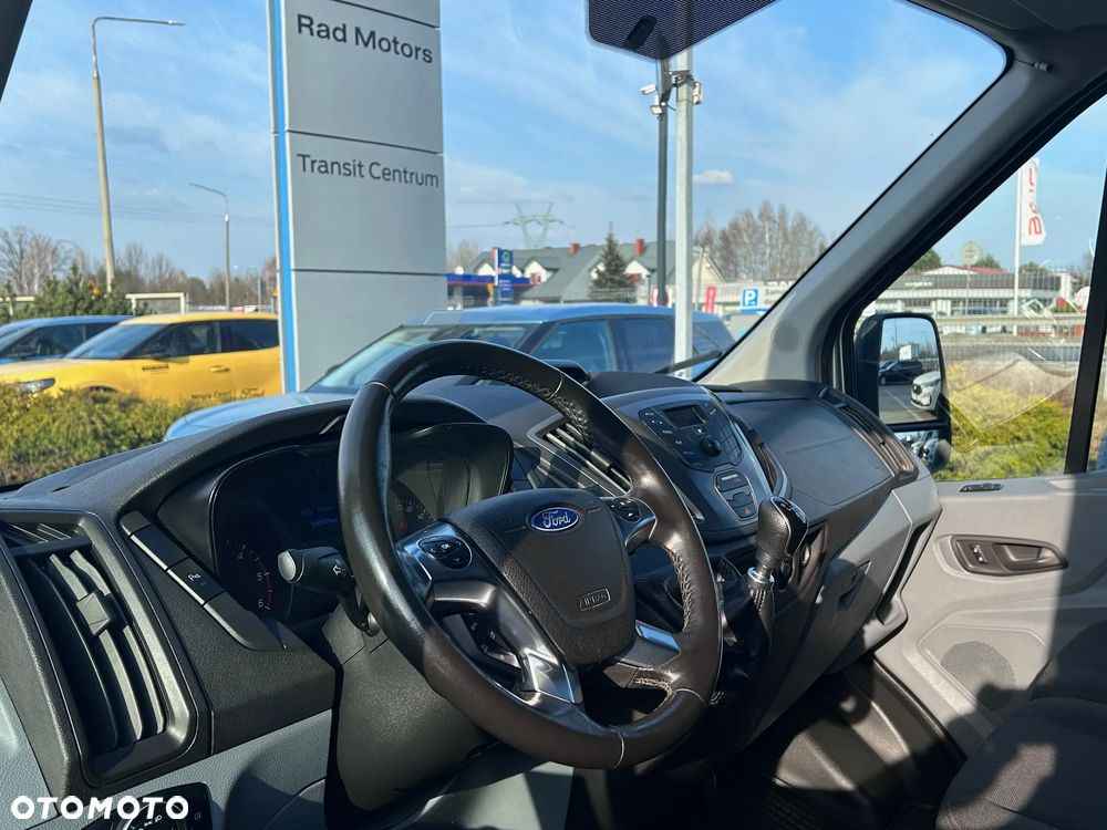 Ford Transit - 12