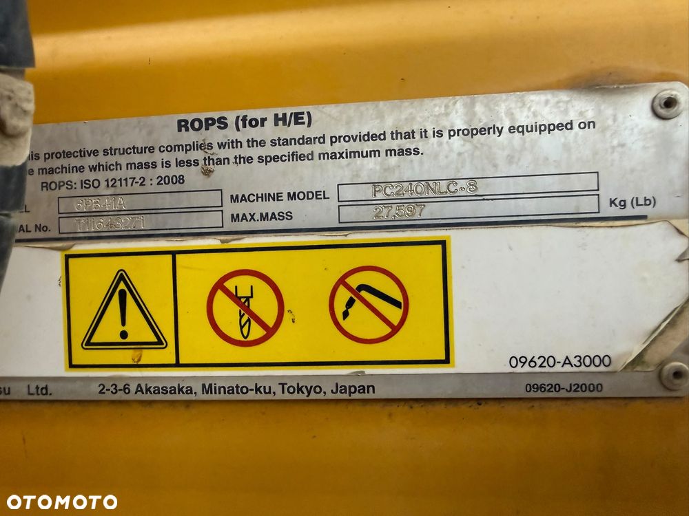 Komatsu 240 NLC - 19