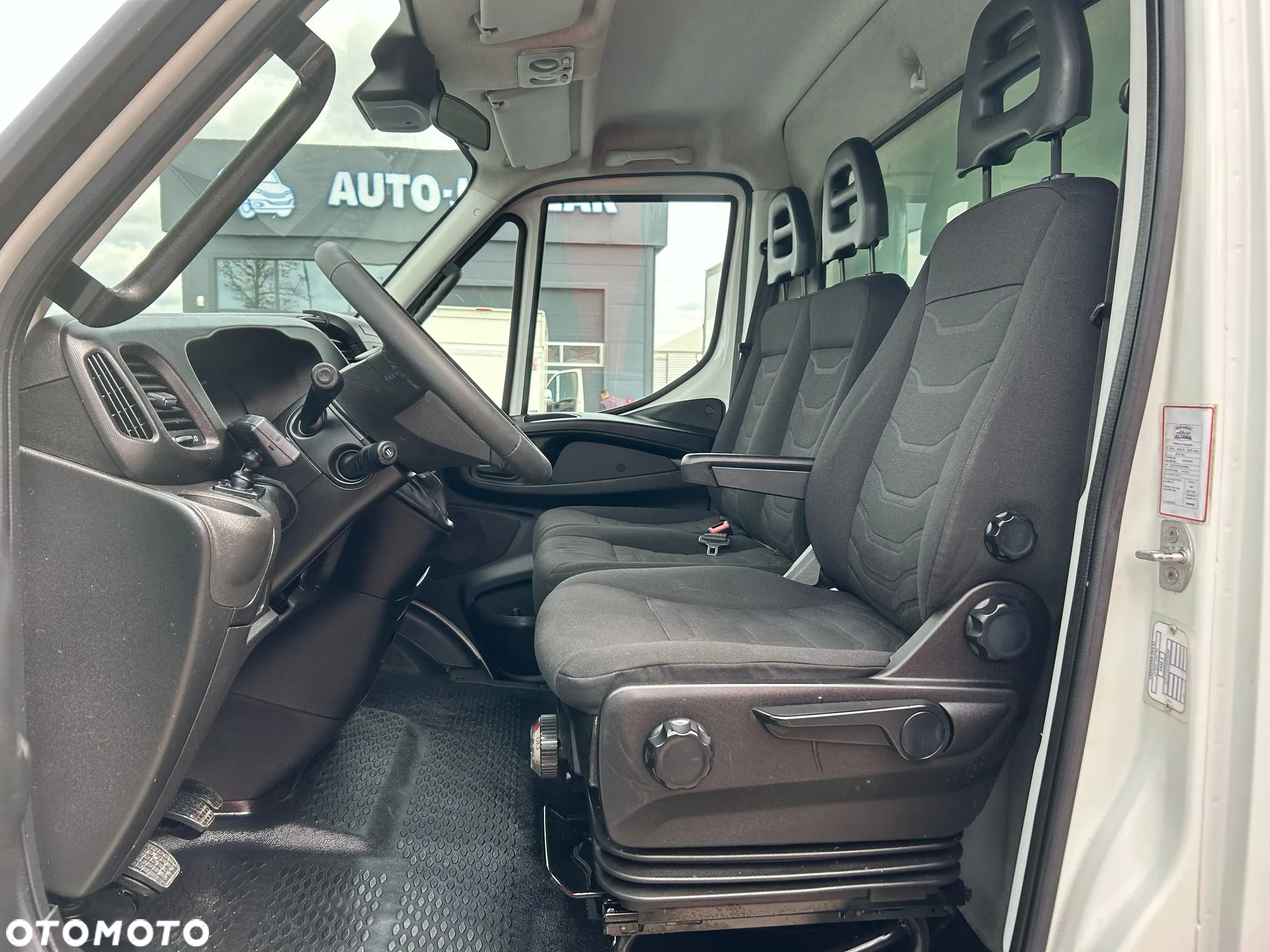 Iveco Daily 70C15 3.0 HPI Chłodnia Mroźnia 9 palet + winda 1000kg **Bez Adblue**Climatronic**Sprowadzony**2016R** - 14