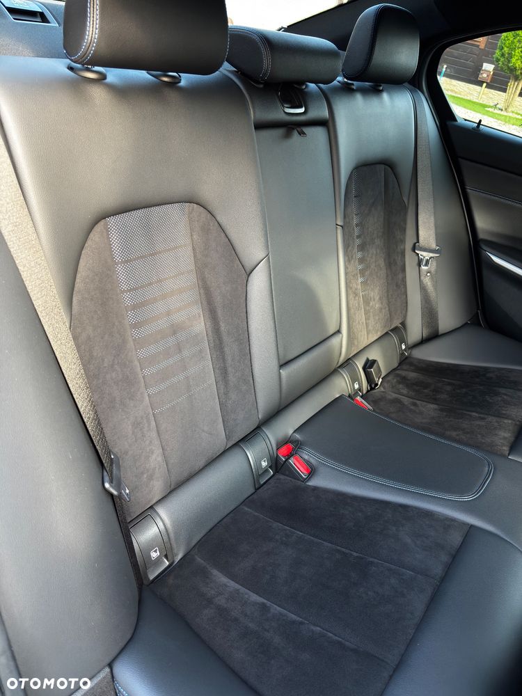 BMW Seria 3 320d M Sport sport - 12