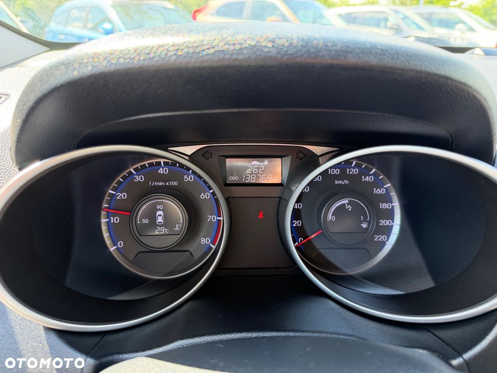 Hyundai ix35 1.6 2WD Fifa World Cup Edition - 23