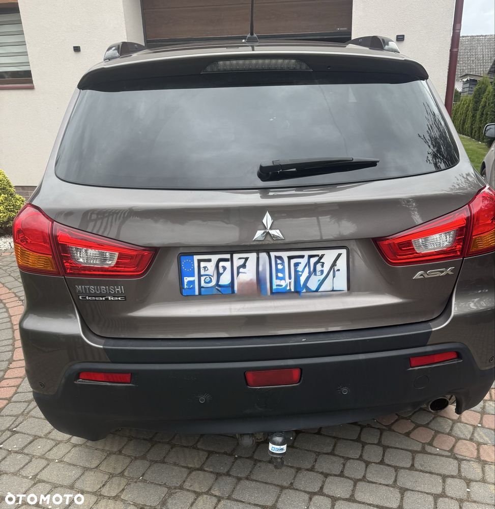 Mitsubishi ASX - 4