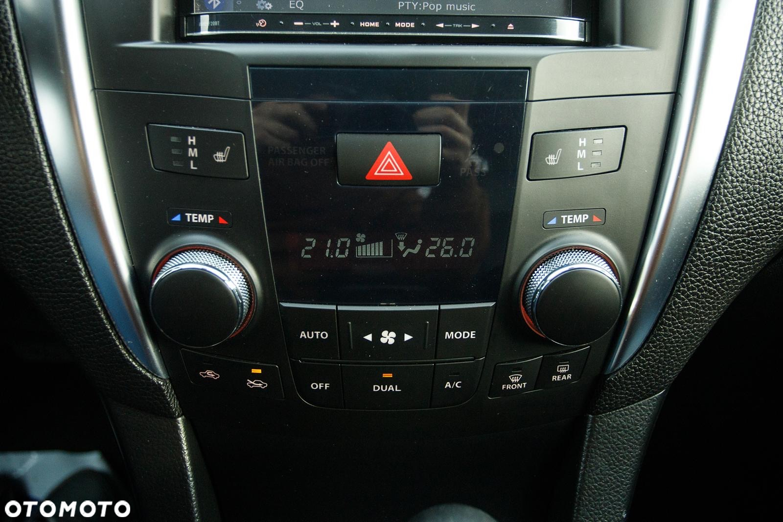 Suzuki Kizashi 2.4 Sport 4WD CVT - 32