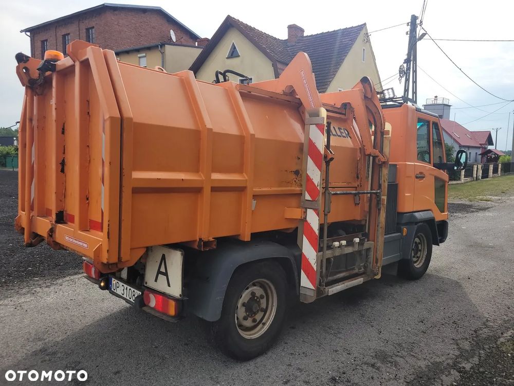 Multicar M31B ŚMIECIARKA ZOELLER 2014r - 19