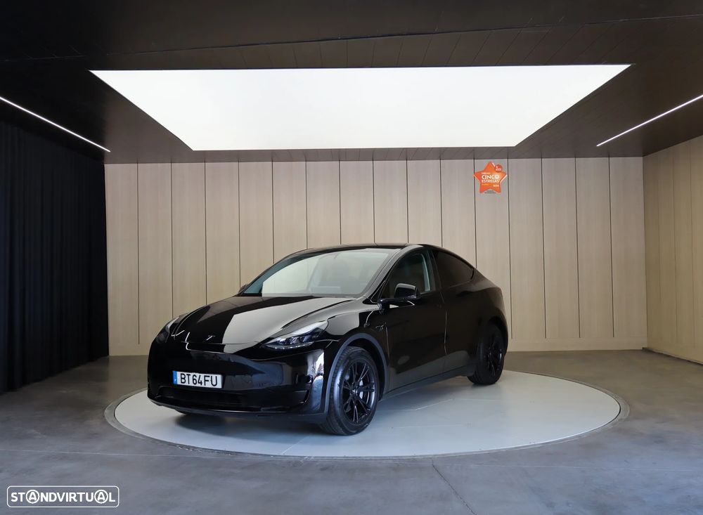 Tesla Model Y RWD - 2