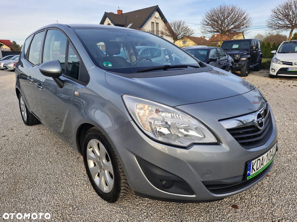 Opel Meriva - 12