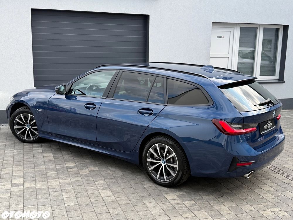 BMW Seria 3 320e Sport Line - 37