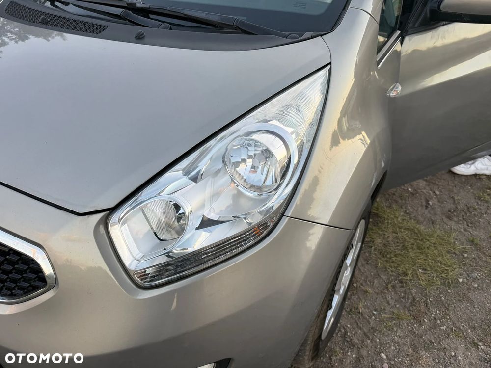 Kia Venga 1.6 CRDi 128 Edition 7 - 14