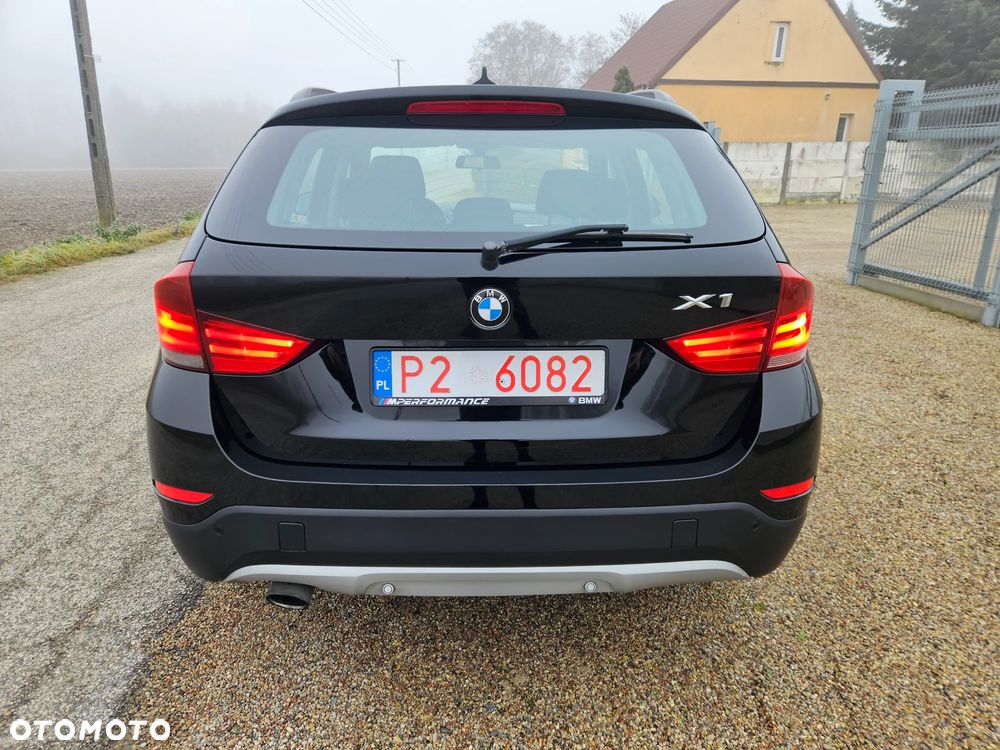BMW X1 sDrive18d xLine - 16
