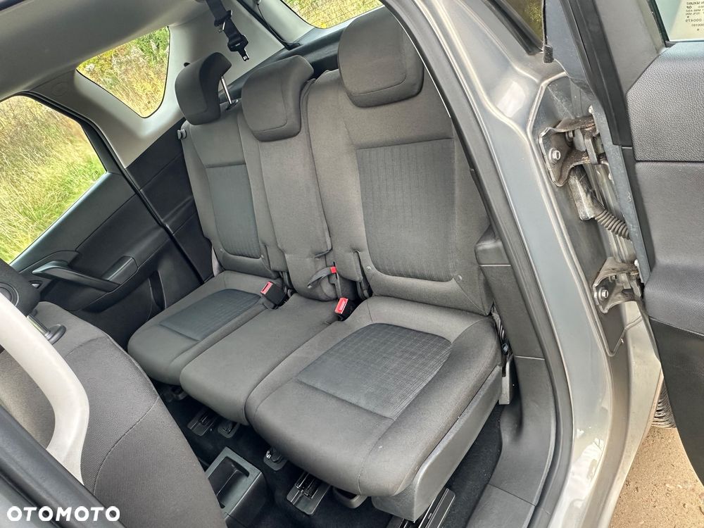 Opel Meriva - 12