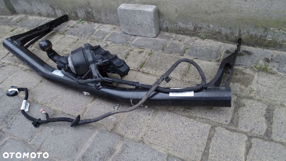 SKODA OCTAVIA IV 5E3 - hak holowniczy - 3