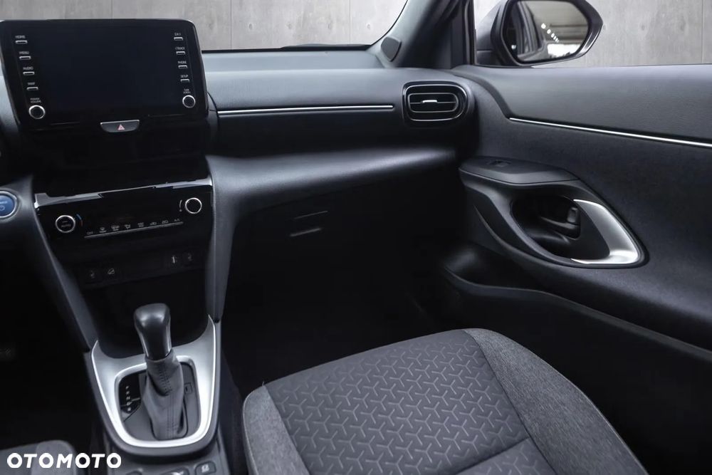 Toyota Yaris Cross Hybrid 1.5 Active - 16
